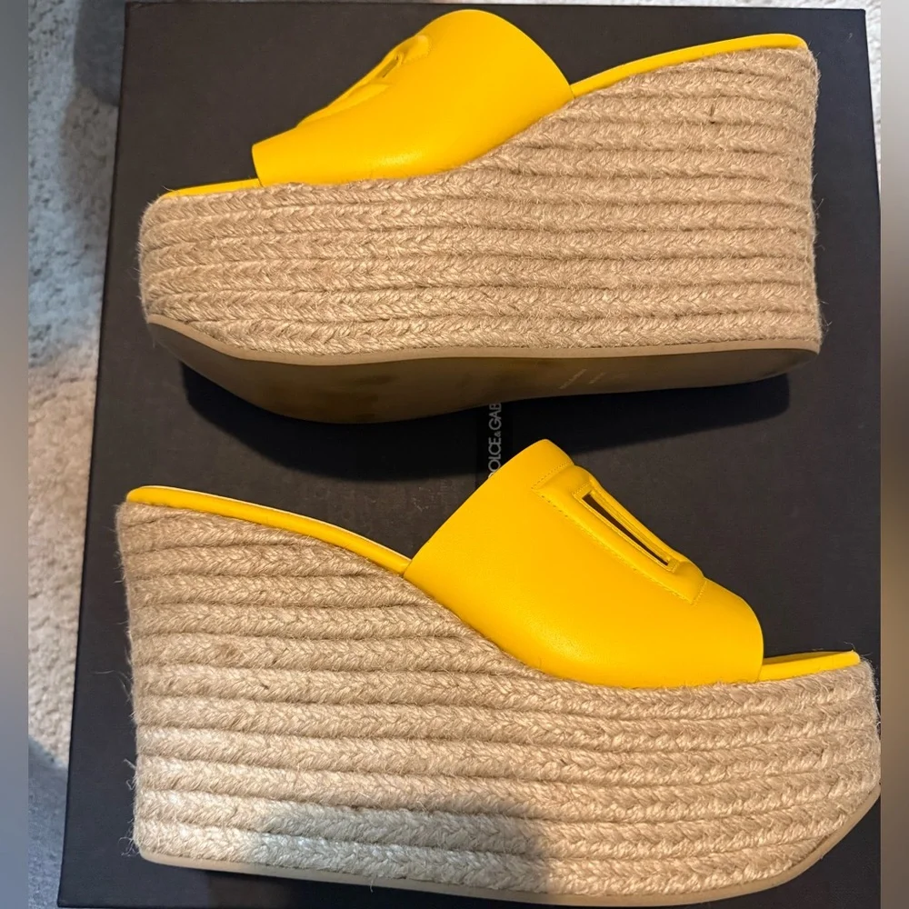 Dolce & Gabbana
Women's Platform Espadrille Wedge Sandals - Picture 3 of 8